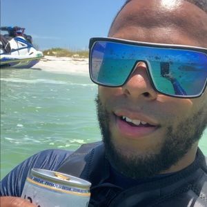 Meet your Posher, Kenrik